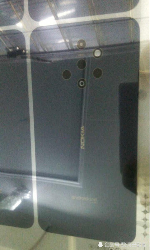 诺基亚9曝光:配5摄相机 比华为Mate20的浴霸相