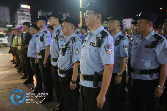 巫山县公安局组织开展扫黑除恶大清查行动