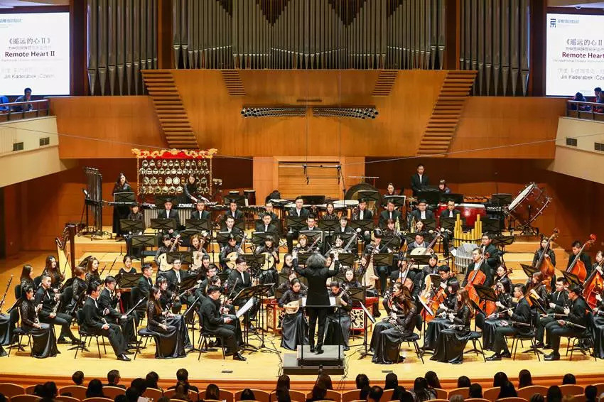 委内瑞拉跑调的国歌，到底是哪里出错了？