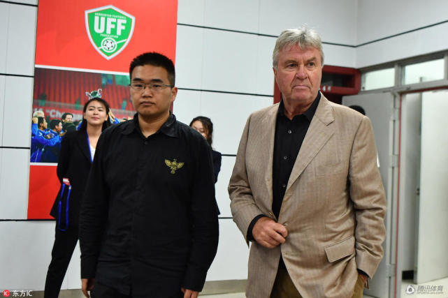 媒体:希丁克与足协未签约 因带队目标存在分歧