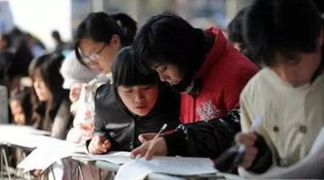 2015应届生薪酬待遇大PK 有你高吗?