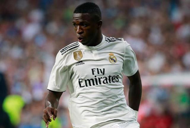 忘不了前任?皇马2500万追巴甲C罗 第一要求长