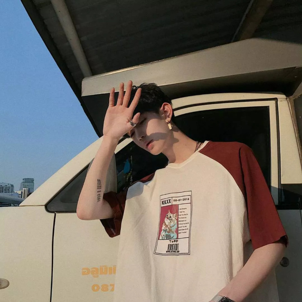 霸气雅痞男生头像,听说你喜欢酷酷的男生?