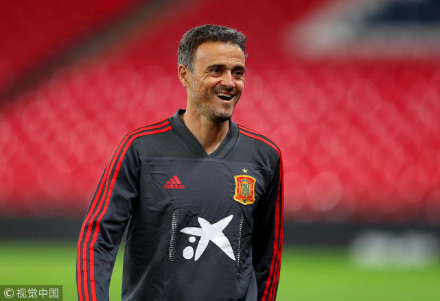 球迷票选西班牙首发阵容 门将票数差距悬殊德