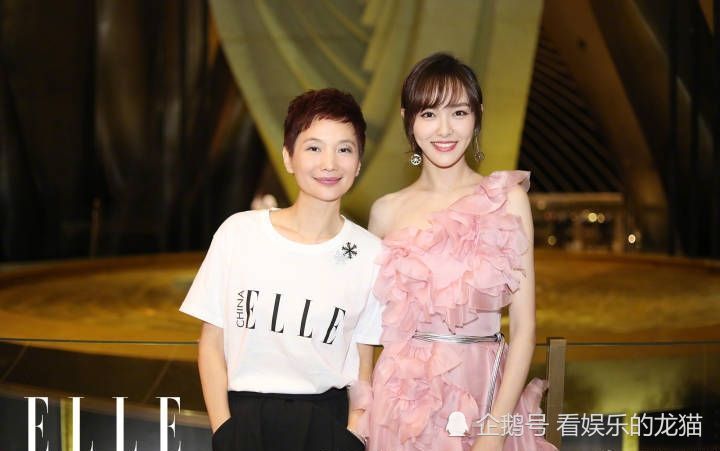 杨幂唐嫣闺蜜情疑似破裂,合影站位暴露关系,网