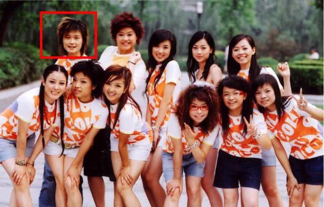 这两个超女冠军都变脸了，一个上相亲节目，一个沦落做微商