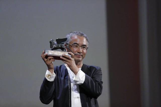 威尼斯电影节闭幕 《罗马》捧金狮，科恩兄弟获最佳剧本