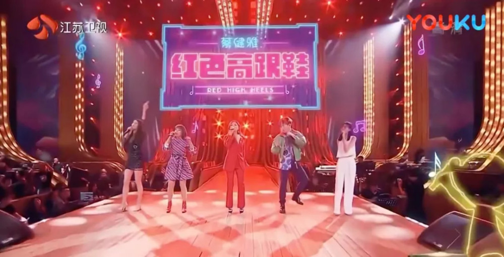 从《舍不得》到幸福辣妈，弦子实力演绎什么叫“隐形人生赢家”