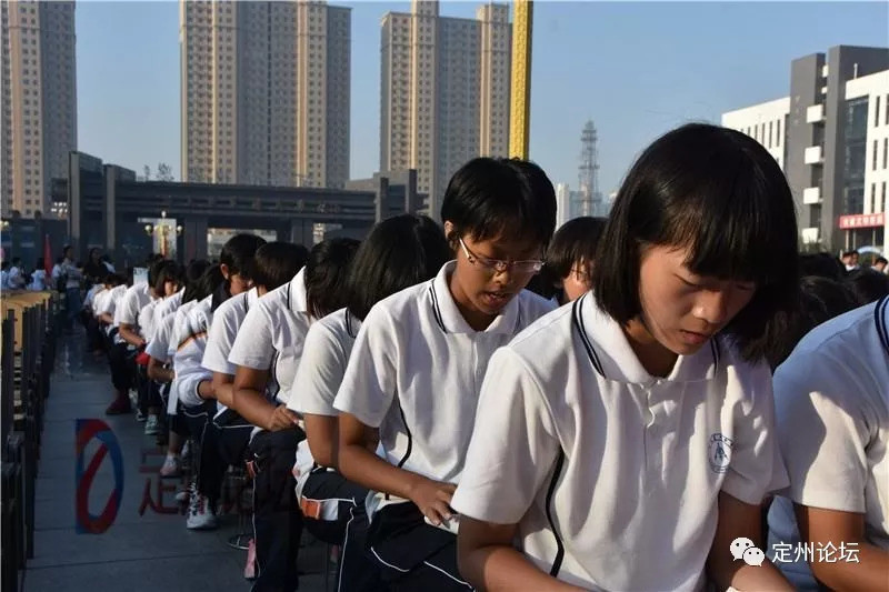 太壮观!河北定州中学开学典礼现场!