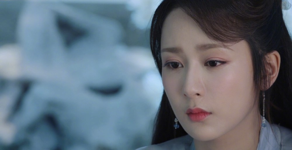 金鹰女神迪丽热巴和杨紫名列前茅,你们支持谁