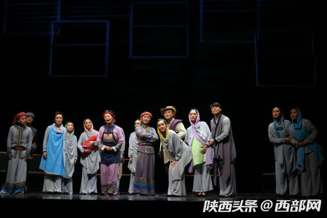 安徽泗州戏《绿皮火车》亮相西安 拉魂腔讲述