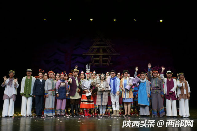 安徽泗州戏《绿皮火车》亮相西安 拉魂腔讲述