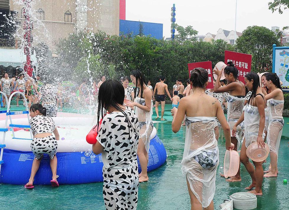 晨读:邪教 华藏宗门  教首 自称皇帝坐拥众妃_新