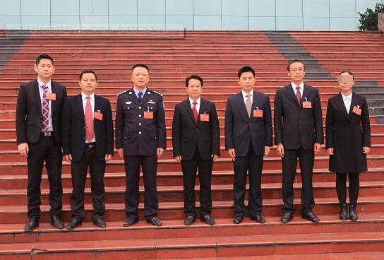 四川广安女副区长黎永兰被男友施暴致死