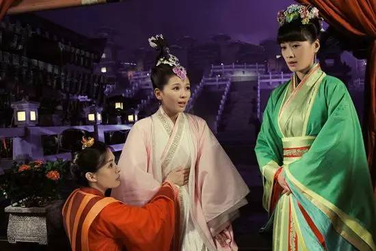 徐梵溪《<em>我的宝贝</em>》<em>诠释</em>女文青被骂不轻_订阅