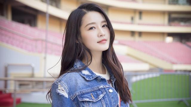 没有台词没有眼泪,看李沁演的狗却看哭了,王菲