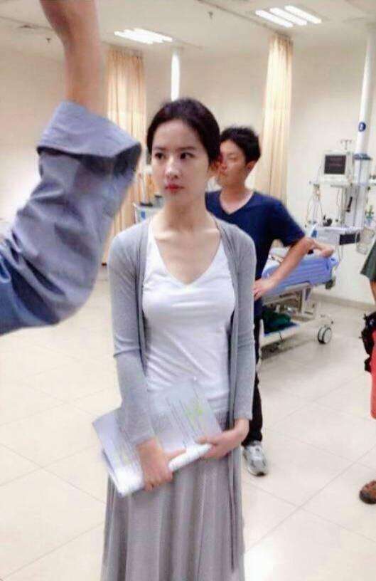 刘亦菲近照, 瘦下来的她颜值无敌, 网友叹不演宫廷剧真是可惜