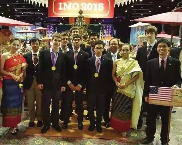 中国奥数队破天荒败给美国队,家长明白了背后