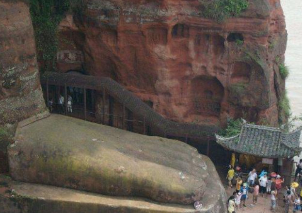 乐山大佛内部竟"暗藏密室"一千多年,到底有何玄机