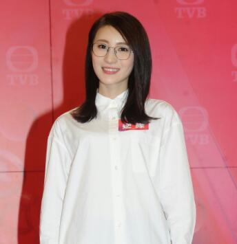 《城寨英雄》花曼也要离开TVB？和老公结婚近2年将回归家庭