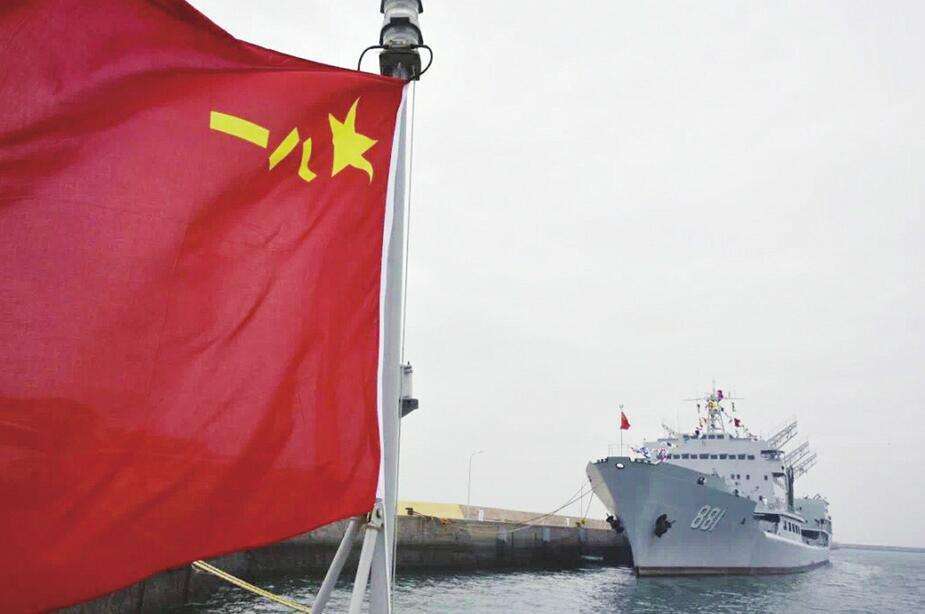中华补给第一舰光荣退役,海军迎来好消息,核