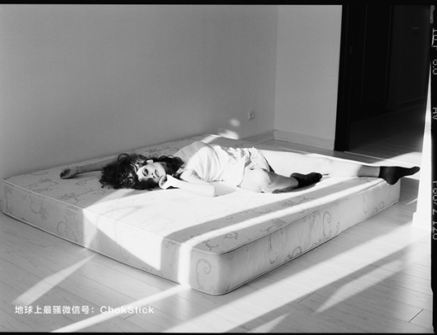 摄影|她用黑白的<em>女体</em>对抗世俗_订阅_腾讯网