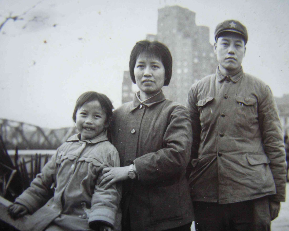 曝光:70年代老上海的旧照片,短短几十年的发展变化,难得一见