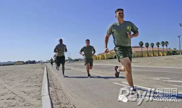 杨幂变胖了?唐嫣暴增200斤!贵圈节奏你跟不上