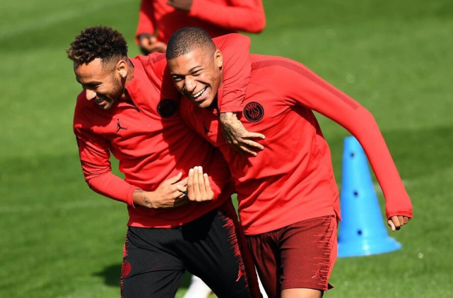 姆巴佩学坏了?19岁该有的样子:我3年后接班C