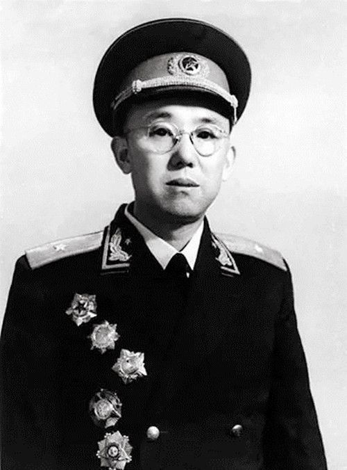 这个志愿军军长听了一会,就指出美军炮兵