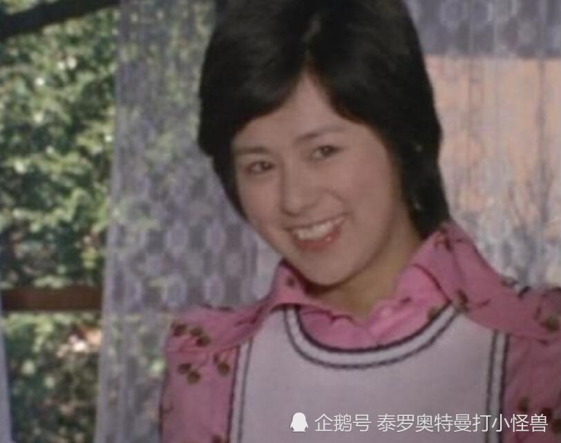 秋子是杰克奥特曼中的女主,一直深爱着乡秀树.