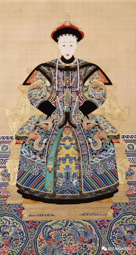 清朝《孝穆皇后朝服像》与寿皇殿御容像,画像真实性有图片