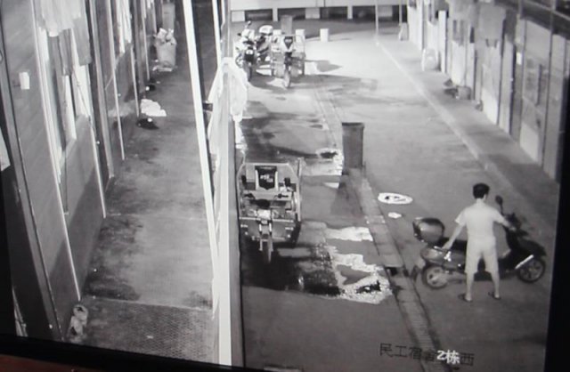 长沙:男子因老板发工资不及时 半夜丢其电动车