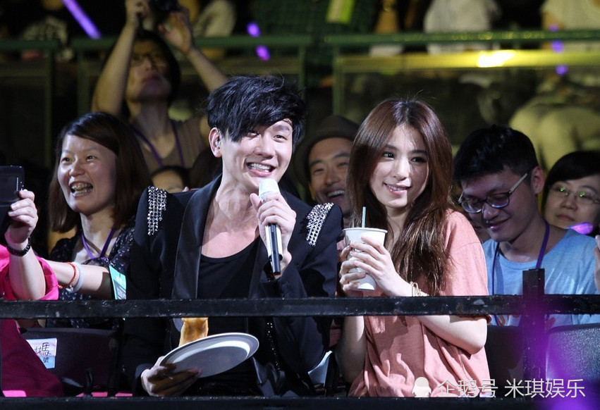 林俊杰这首获奖无数的歌,原本是和田馥甄合唱