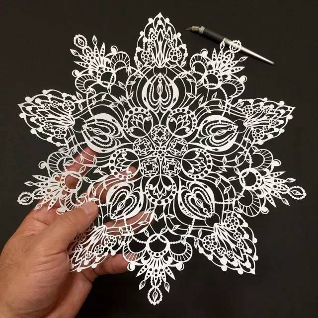 【折纸大全】你见过把纸雕刻成这样的吗?