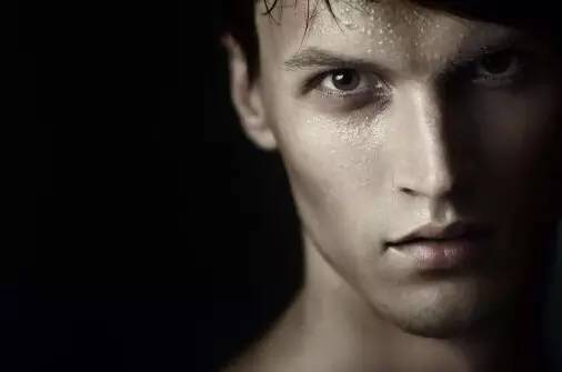 这些部位常出汗,说明你该注意了!