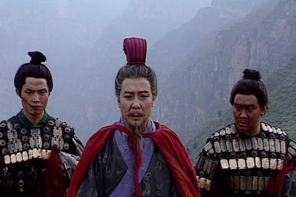 黄忠本应寿终正寝,最后倒在对手箭下,为何老将