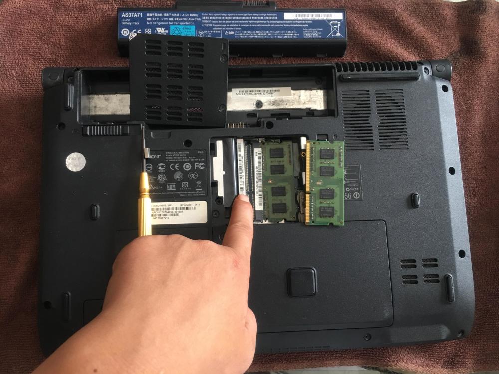 增加内存可以加快电脑运行速度吗_怎么样增加电脑内存_笔记本电脑增加内存条