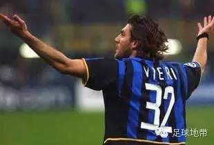 后卫却有着一颗前锋的心?足坛另类号码11人阵