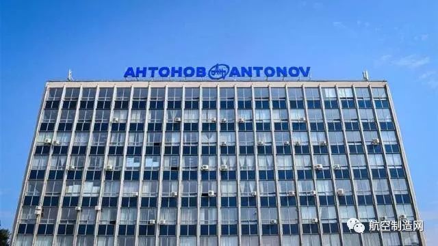 前苏联军工档案:世界上最大的未完工飞机隐藏