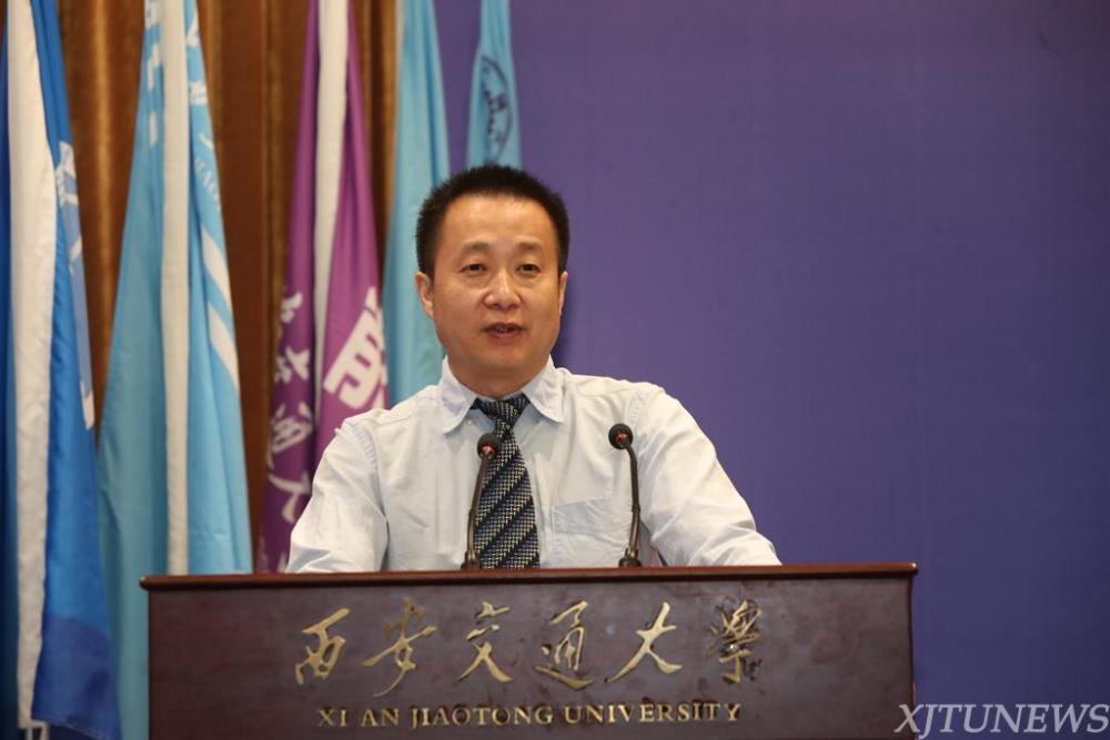 西安交大举行研究生学位授予仪式 航天员景海