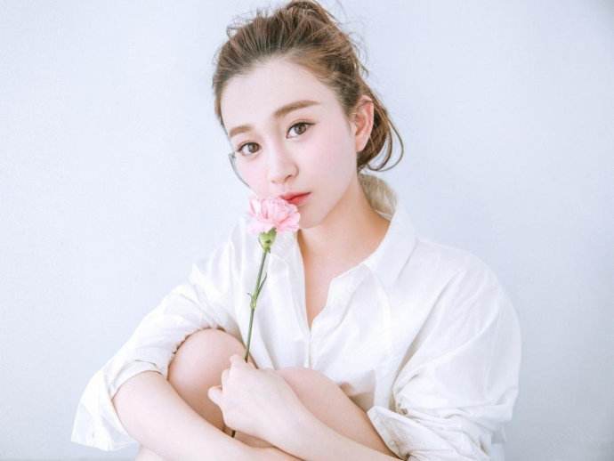 吴秀波事件发酵,李健旧事也被扒,网友直呼文艺