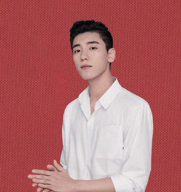 禁娘令来势汹汹,丞丞蔡徐坤全染回黑发,他一