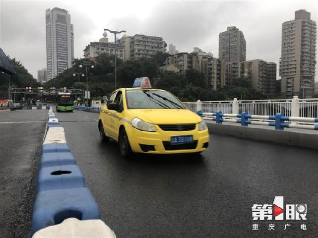 嘉陵江大桥桥面施工完成95% 有望国庆节后提前通车