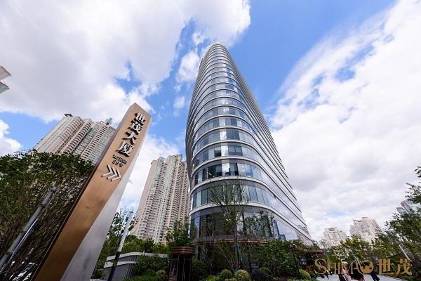 上海世贸大厦启用 智能前台刷脸 1秒可辨真实身份