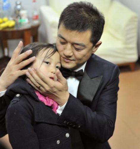 李嫣的闺蜜被指炫富,王菲带她们住6000一晚的