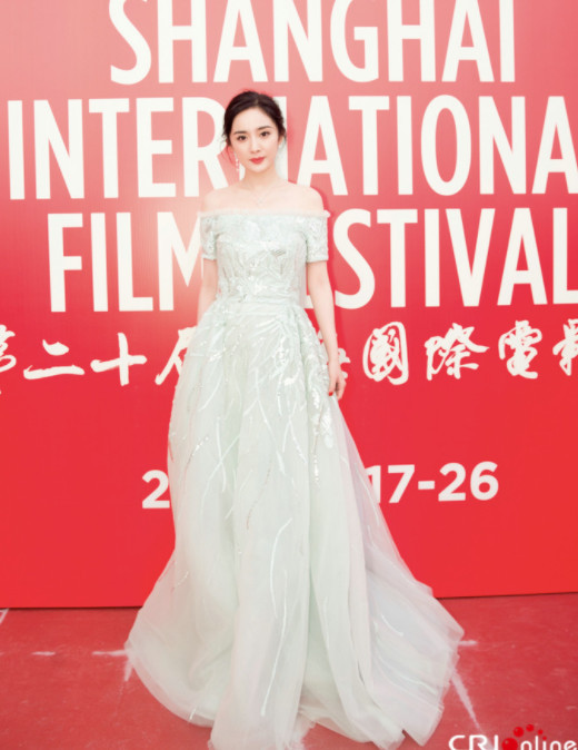 白浅:我穿礼服的样子,凤九:我穿礼服的样子,素锦