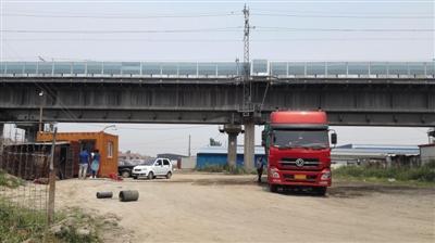 “黑油站”遍布河北沧州国道