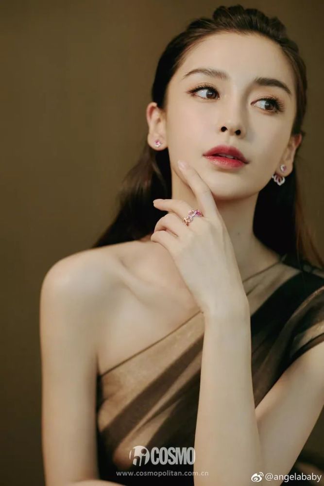 跟着关晓彤换发色棕色还能怎么玩?