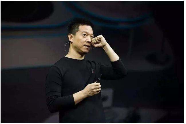 滴滴试行黑名单功能,司乘均可用;苹果双摄像头